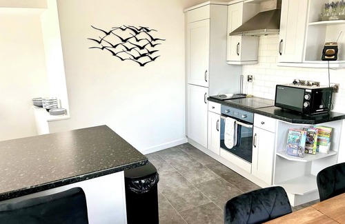 Marazion House | Convenient located. Bright, Spacious , Amazing View Of St Michaels Mount and Sea