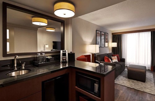 Friendship Heights Hotel | Convenient Metro Access | Modern Accommodations | Pool | 4 Units