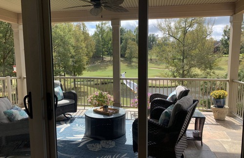 North Augusta House | Convenient to Masters Tournament. Home overlooks golf course/water.
