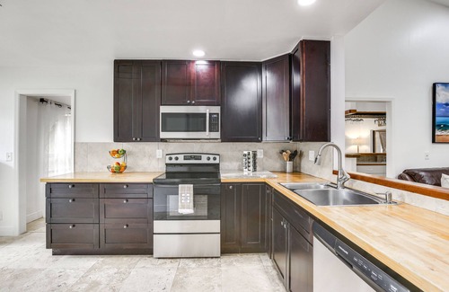 Wellington House | Convenient Wellington Home: Pets Welcome!