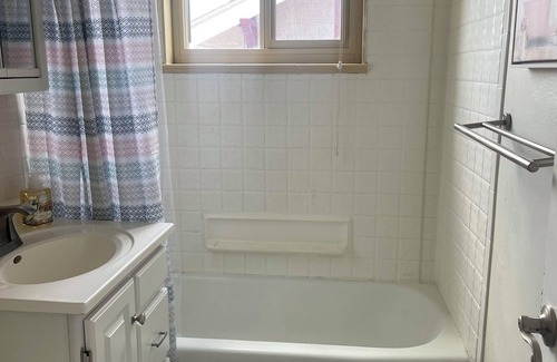 Cheyenne Condo | Conveniently located 2-bedroom condo in welcoming Cheyenne!