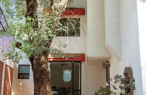 Churubusco House | Convent House in Coyoacan/Casa del Convento en Coyoacán