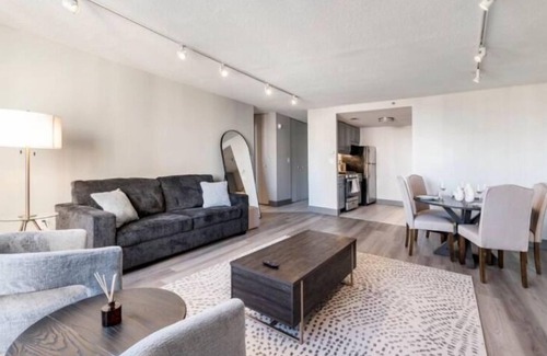Downtown Hartford Apartment | Convention Center 1BR Condo| Downtown Hartford|GYM