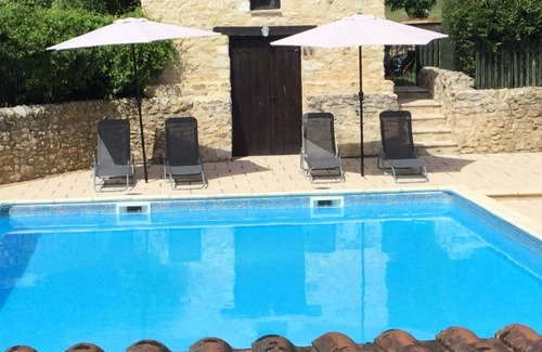 Saint-Germain-de-Belves House | Converted Barn,full of character, with large pool and grounds