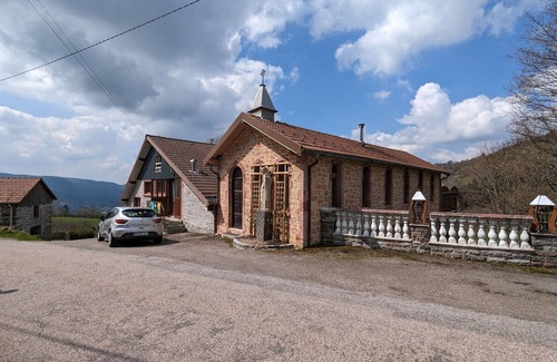 Saulxures-sur-Moselotte Cottage | Converted chapel into independent cottage with terrace and fireplace
