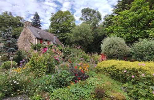 Lignol Cottage | Converted 17c Watermill Offering Peace & Tranquillity in the Heart of Brittany