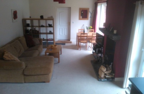 Frodsham Apartment | Converted Coach House Nestled Into The Lower Slopes Of Frodsham Hill