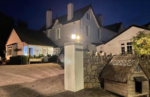 Moretonhampstead House | Cookshayes Country Guest House