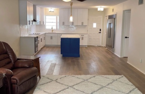 On Top of The World Condo | Cool 2-bedroom 2 bath condo in Clearwater with WiFi