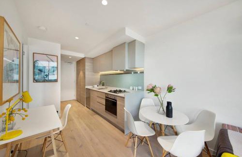 Footscray Apartment | Cool and Contemporary on the City Edge