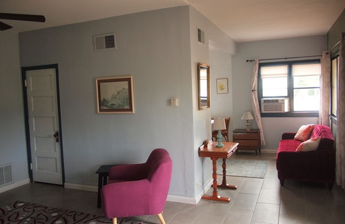 Clarkdale Apartment | Cool ground floor apartment #101