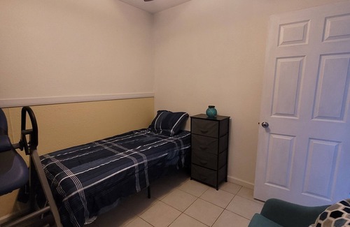 Wingate Cottage | Cool, quiet and equipped-central to multiple highways