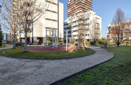 Hortaleza Apartment | Cool Virgen del Cortijo - Manoteras 2BR w/Padel & Pool, b y Blueground