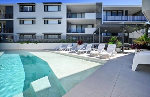 Sunshine Coast Apartment | Coolum Beach - Beachside Dream - 3 B/R, 2 Bath ZF6