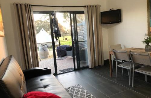 Comaum Apartment | Coonawarra Ensuite Unit A