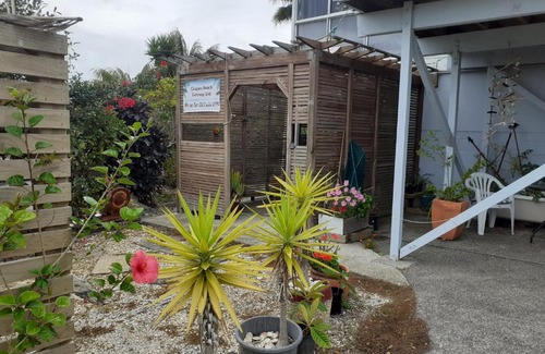 Coopers Beach Apartment | Coopers Beach Getaway Unit