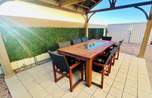 Wallaroo House | ♡Copper Shores Holiday House - a home away from home!