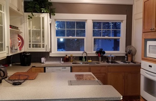 Altamont House | Copper Smarthouse ❤️3 Kings 4K TV Hulu Keurig