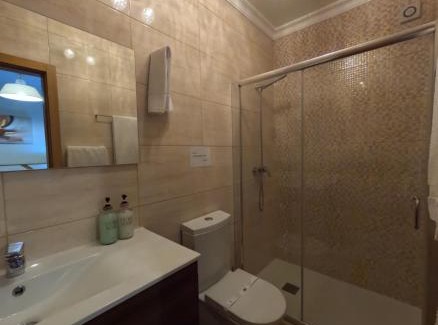 Cabanas de Baixo Bed & Breakfast | Coração d'Ouro