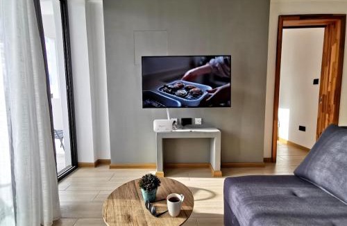 Flic-en-Flac Apartment | Coral Apartment 5 mins walk to the beach