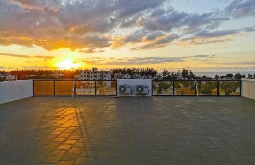 Flic-en-Flac Apartment | Coral Apartment 5 mins walk to the beach