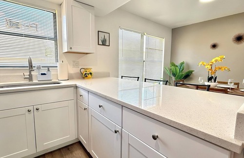 Caloosahatchee Apartment | Coral Breeze Escape S