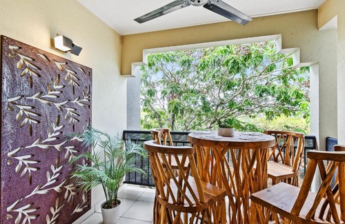 Westcourt Apartment | Coral Luxe Resort - 9 Pools Gym & BBQ