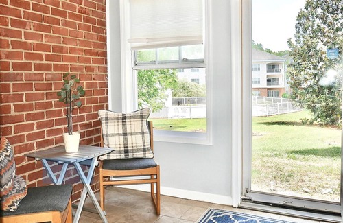 Charlotte Condo | Coralbell Villa - Near UNCC & PNC Pavilion, Pools, Grill, Spacious, 15 Mins to Uptown, King Suite!