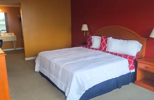 Milton Hotel | Coratel Inn and Suites By Jasper Anthony