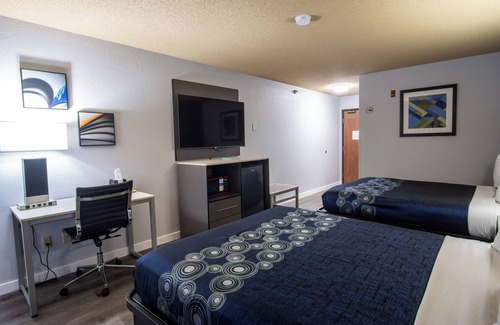Eagan Hotel | Coratel Inn and Suites By Jasper Eagan - Comfort 2 Queen Bed Non Smoking