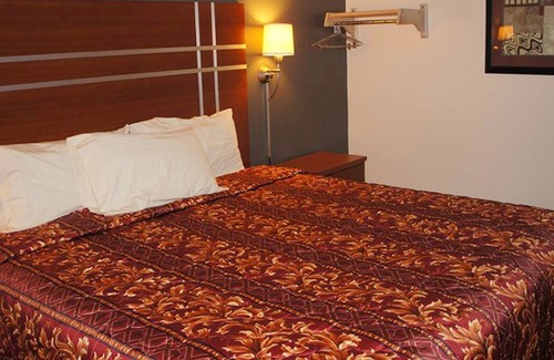 Waite Park House | Coratel Inn & Suites By Jasper Waite Park- 1 King Bed Non-Smoking