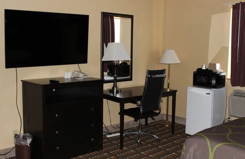Stillwater Hotel | Coratel Inn & Suites Stillwater - 2 Double Bed Non-Smoking
