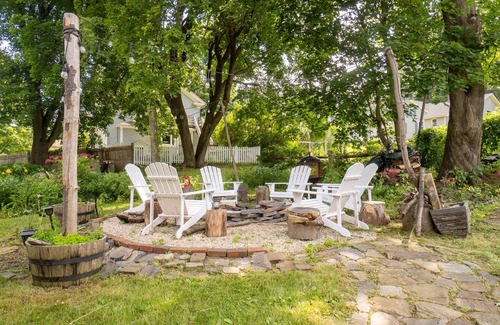 Lee House | Cordelia by AvantStay | Amazing Backyard, 10mins from Stockbridge!