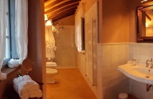 Montalcino Bed & Breakfast | Cordella in Valdorcia Truffle & Olive Oil Resort - Podere Borgasso