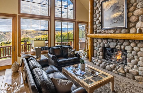 Cordillera House | Cordillera 5 bed home with Amazing views