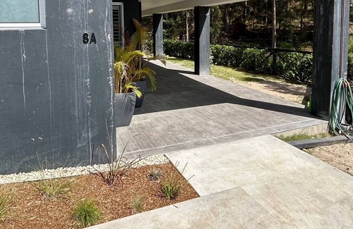 Wallsend Apartment | "Coriden" secluded apartment nestled in the bush