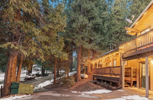 Sugar Pine Cabin | Corlieu Falls Cabin in Sugar Pine with Gazebo, Hot tub, fire-pit and front porch bar top