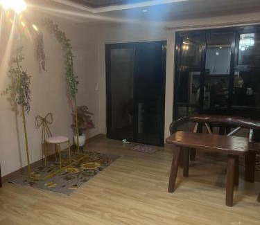 Baguio Villa | Cornell's Foggy Mountain Inn