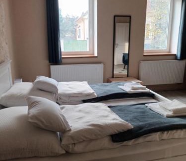 Sarvar Apartment | Corner Apartman