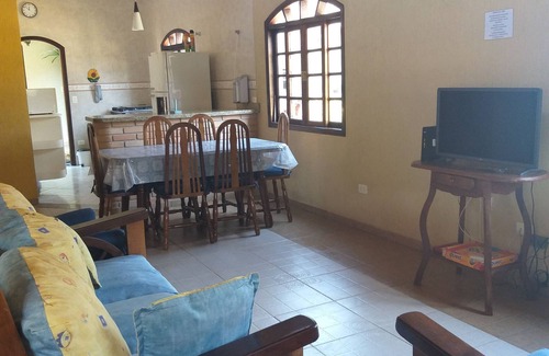 Mococa House | CORNER HOUSE 5 BEDROOMS Gated community with 24 hour security, swimming pool, own house