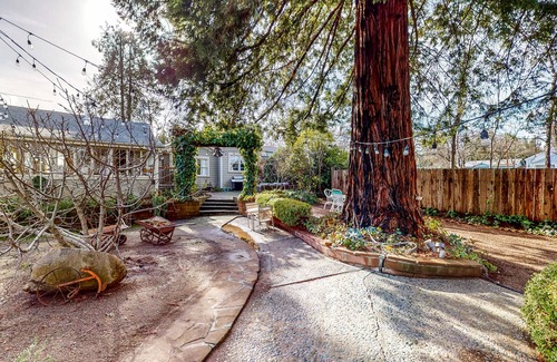 Lakeport Cottage | Corner Lot Carriage House with Storybook Yard