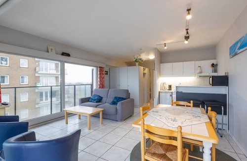 Middelkerke Apartment | Corner studio with sea-views