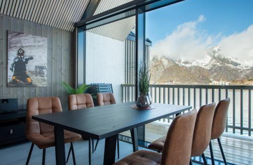 Henningsvaer Apartment | CornerView Apartment Henningsvær