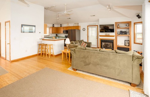 Corolla House | Corolla 4x4 beach cottage with phenomenal ocean views!