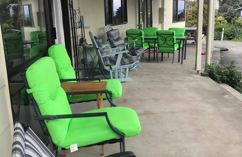Te Kouma House | Coromandel Beach Bach with sea views, close to sugarloaf boat ramp