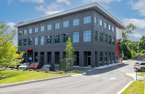 Donelson Apartment | Corporate Suite: Two Queen Edition