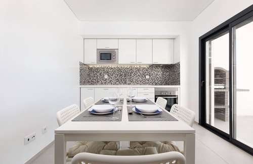 Correeira Apartment | Correeira Luxury Residence T2 C- Albufeira, Pools, Wifi, Bbq, Beach