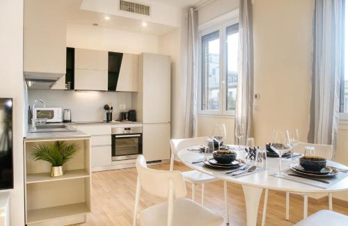 San Babila Apartment | Corso Vittorio Emanuele GrandSuite - Best position in Milan next to Duomo