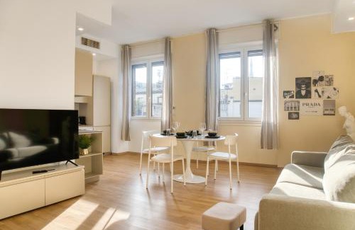 San Babila Apartment | Corso Vittorio Emanuele GrandSuite - Best position in Milan next to Duomo