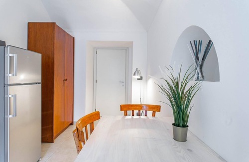 Roman Quarter Apartment | Corte d Appello Rooms MED